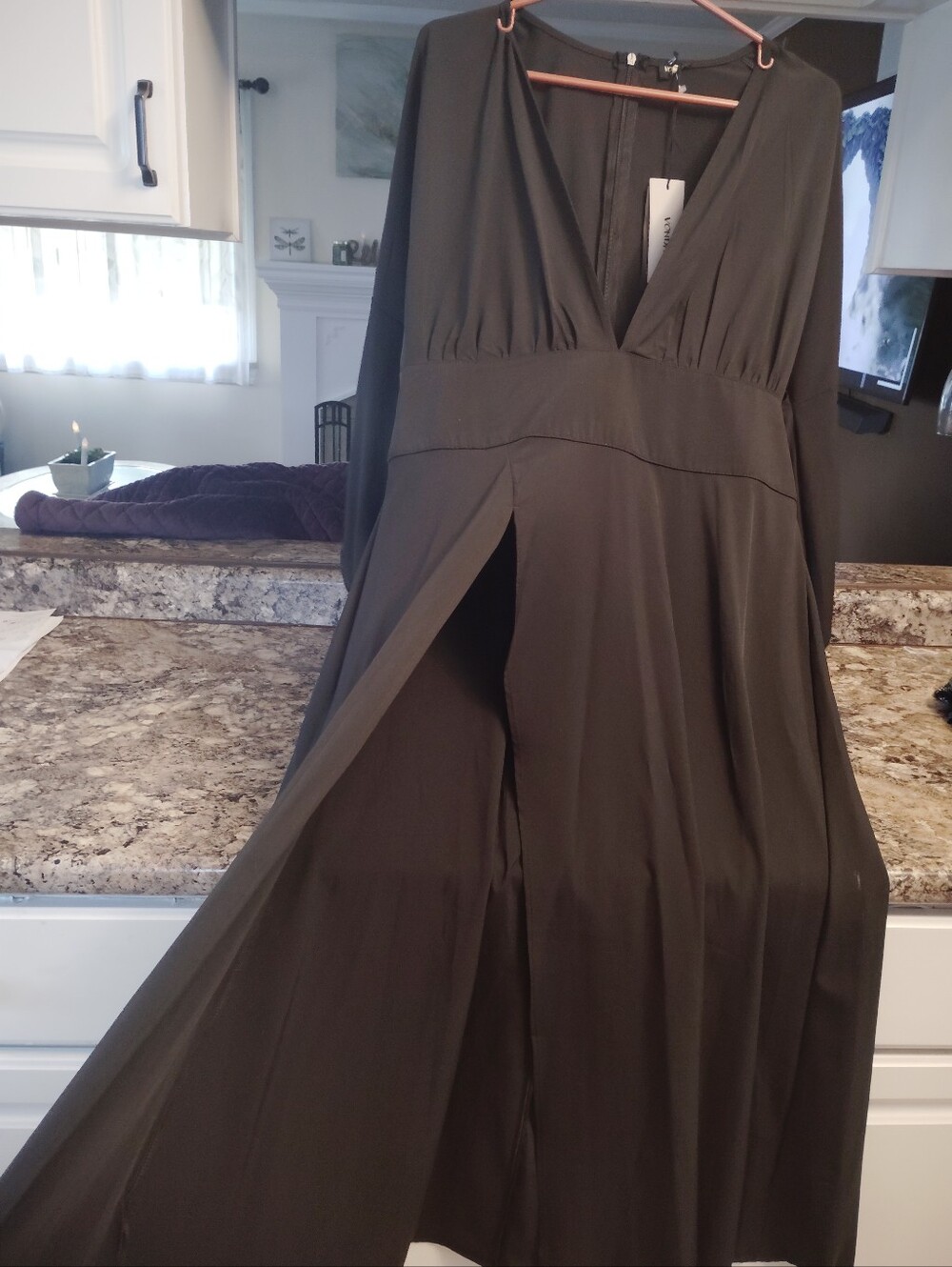 Xl:NWT VONDA Deep V-Neck Long Sleeve Front-Slit Maxi Dress Black